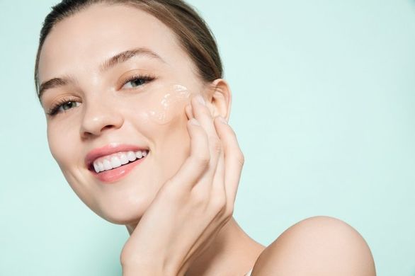 Гиалуроновый алоэ-гель для умывания Garnier Skin Naturals 200 мл