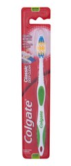 Зубная щетка Colgate Classic Deep Clean cредняя жесткость 1 шт