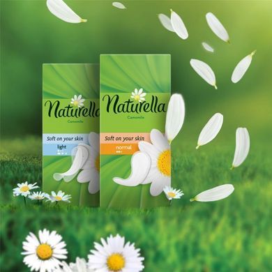 Ежедневные гигиенические прокладки Naturella Сamomile Light 52 шт.